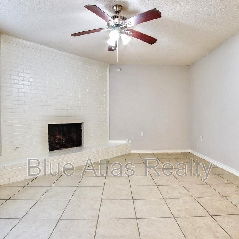 5354 Wonder Dr - Photo 4 of 24