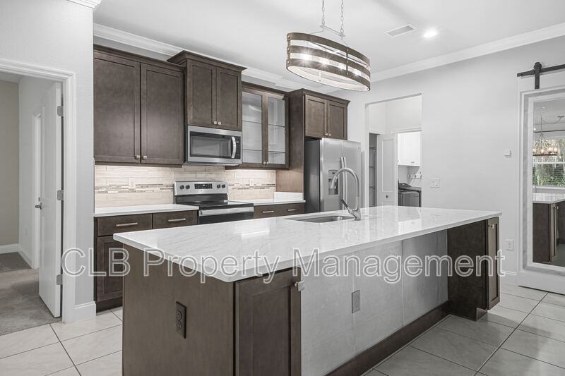 1321 Tullamore Blvd - Photo 3 of 13