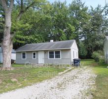 featured image of 2309 Del Plain Ave