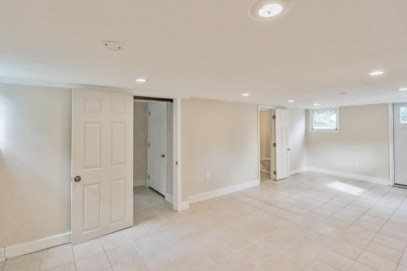 740 River Road - Photo 3 of 36