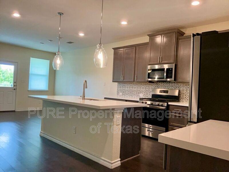 1005 Gurley Cv - Photo 5 of 31