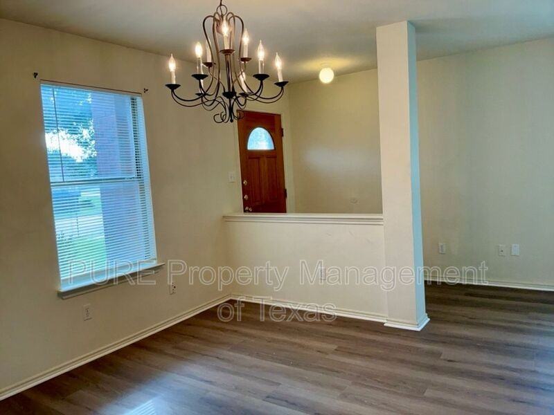 3502 Sandy Brook Dr - Photo 2 of 26