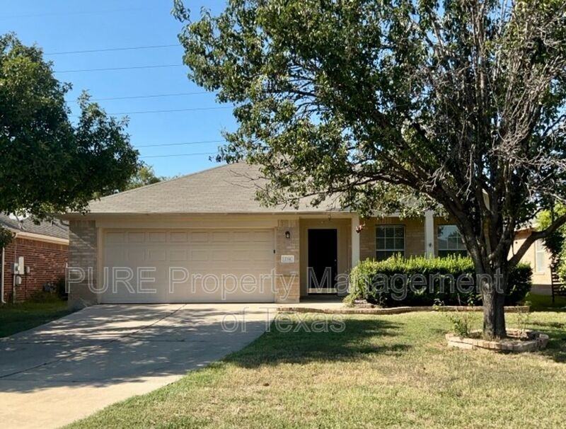 234 N Crossing Trl - Photo 2 of 33