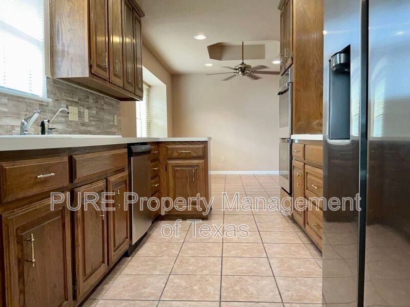 506 Meadow Creek Dr - Photo 6 of 28