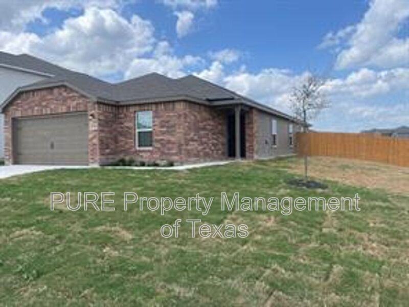 133 Fairfax Lane - Photo 2 of 29