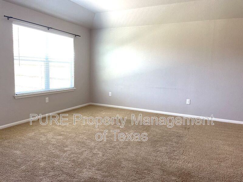 12040 Riparian Rd - Photo 3 of 16