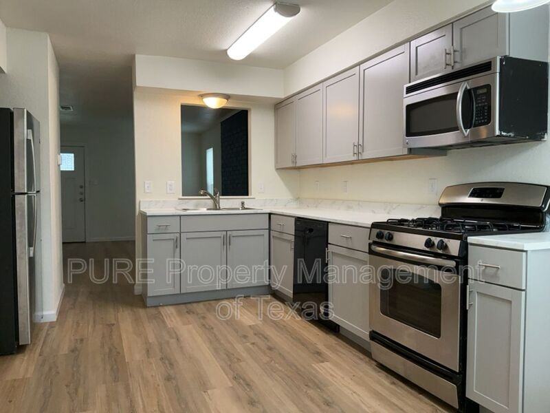 7405 Tumbleweed Drive #A - Photo 6 of 19