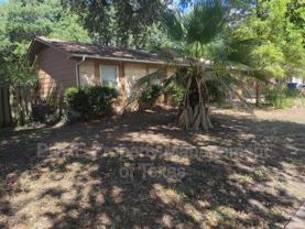 5204 Peppertree Pkwy - Photo 1 of 1