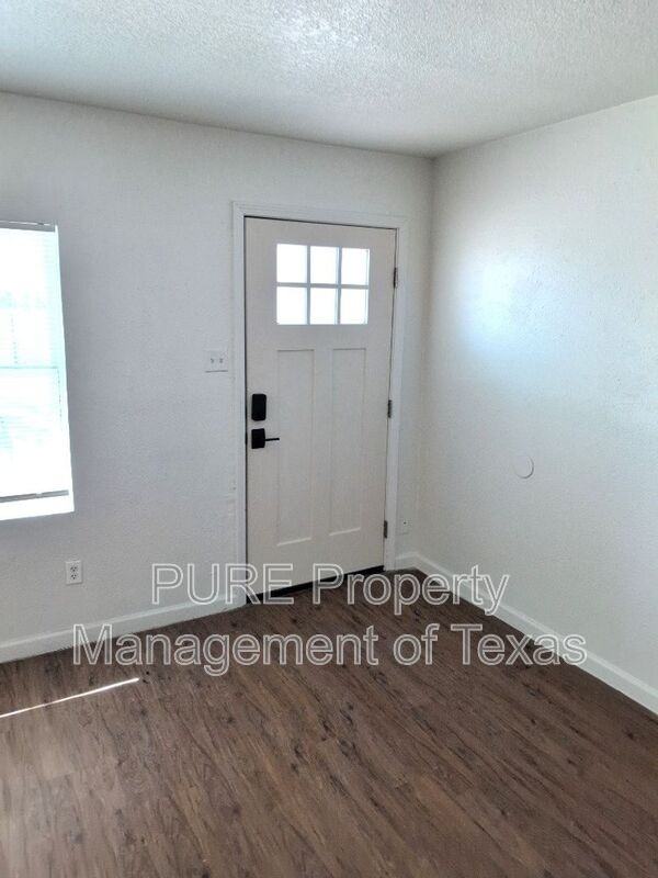 3413 Lynridge Dr #A - Photo 3 of 23