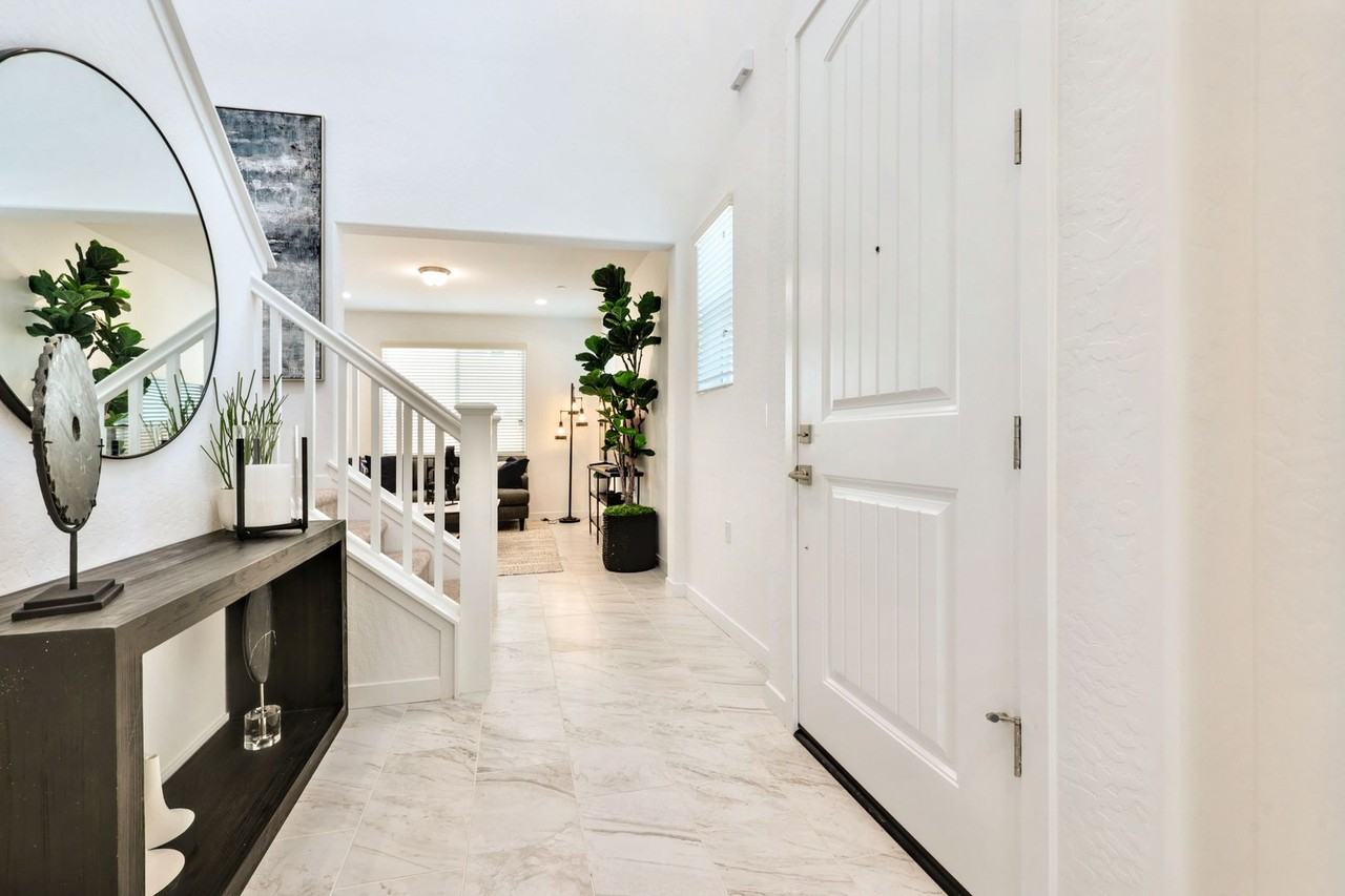 2980 East Escarpa Drive - Photo 3 of 7