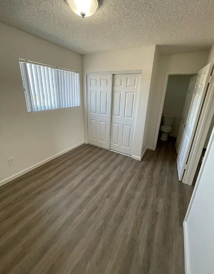 Bahia Court - Photo 5 of 7