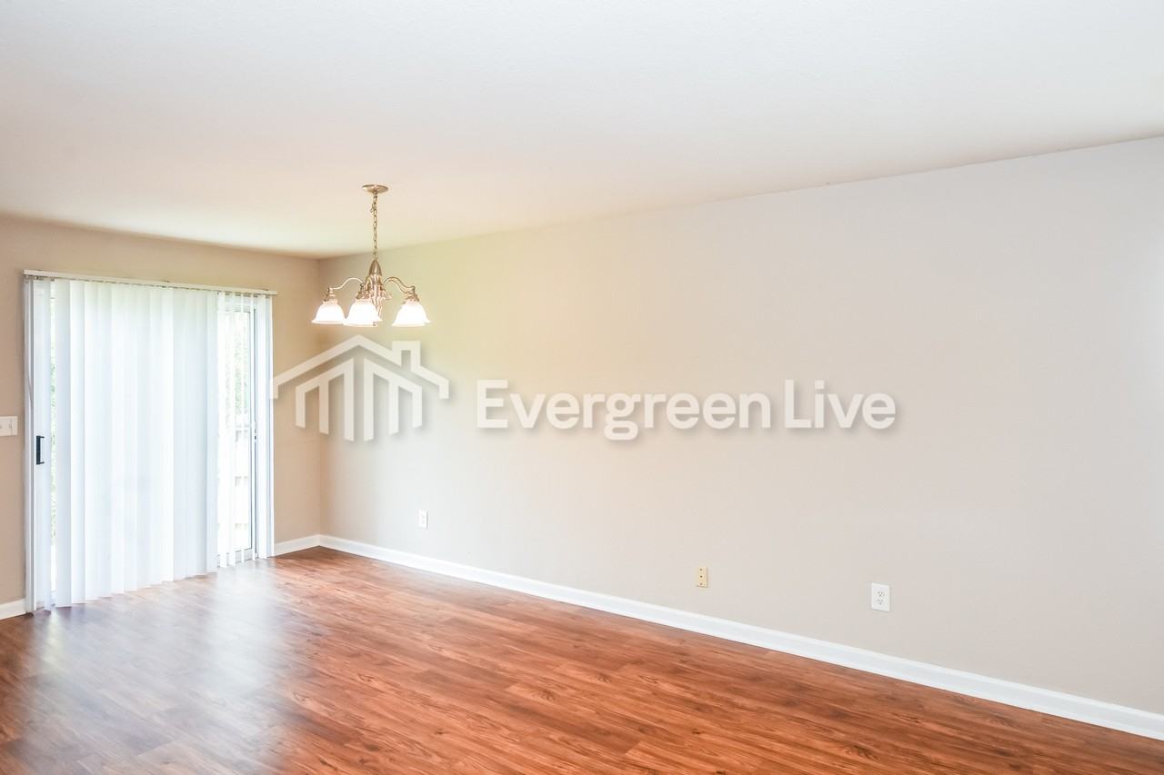 123 Wethersfield Dr - Photo 5 of 15