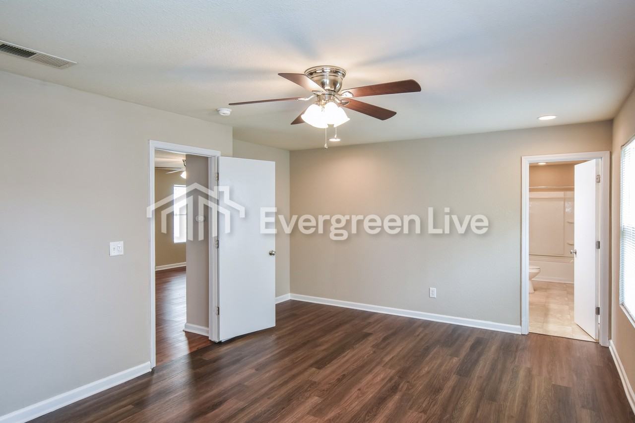 123 Wethersfield Dr - Photo 7 of 15