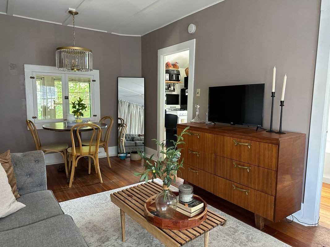 208 Lake Ave ##B - Photo 7 of 12