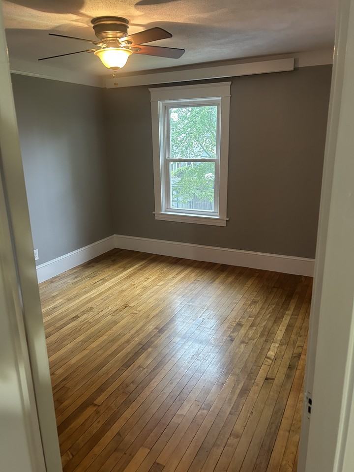 15 Lincoln Ct #2ndFL - Photo 2 of 7