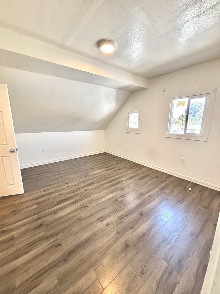 4059 Brighton Avenue #5 - Photo 2 of 5