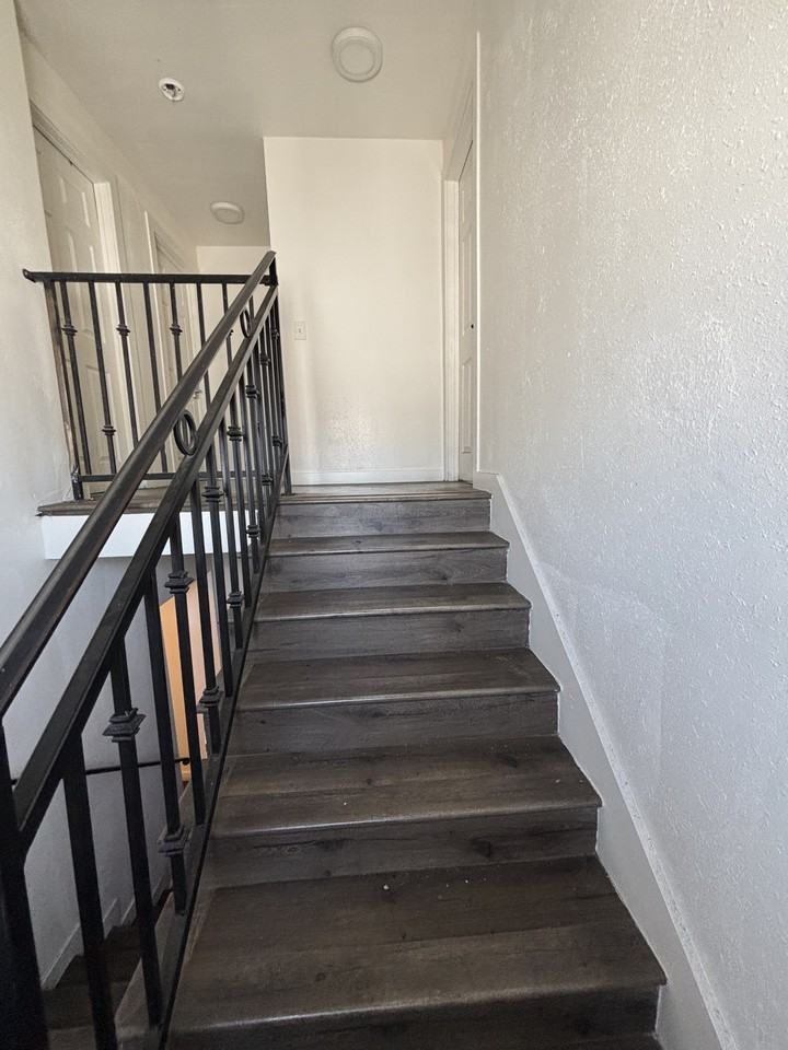 4059 Brighton Avenue #5 - Photo 4 of 5