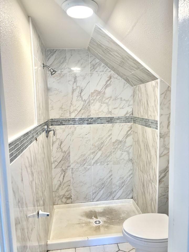 4059 Brighton Avenue #5 - Photo 5 of 5