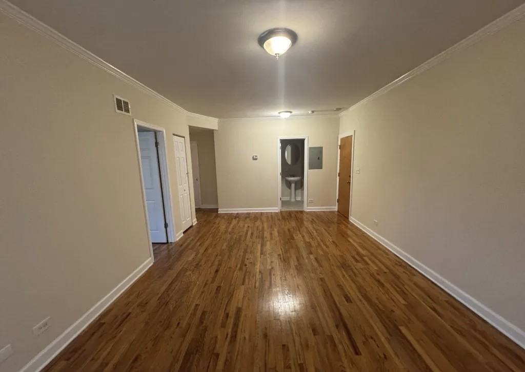 2257 W Rosemont Ave #1 - Photo 6 of 7