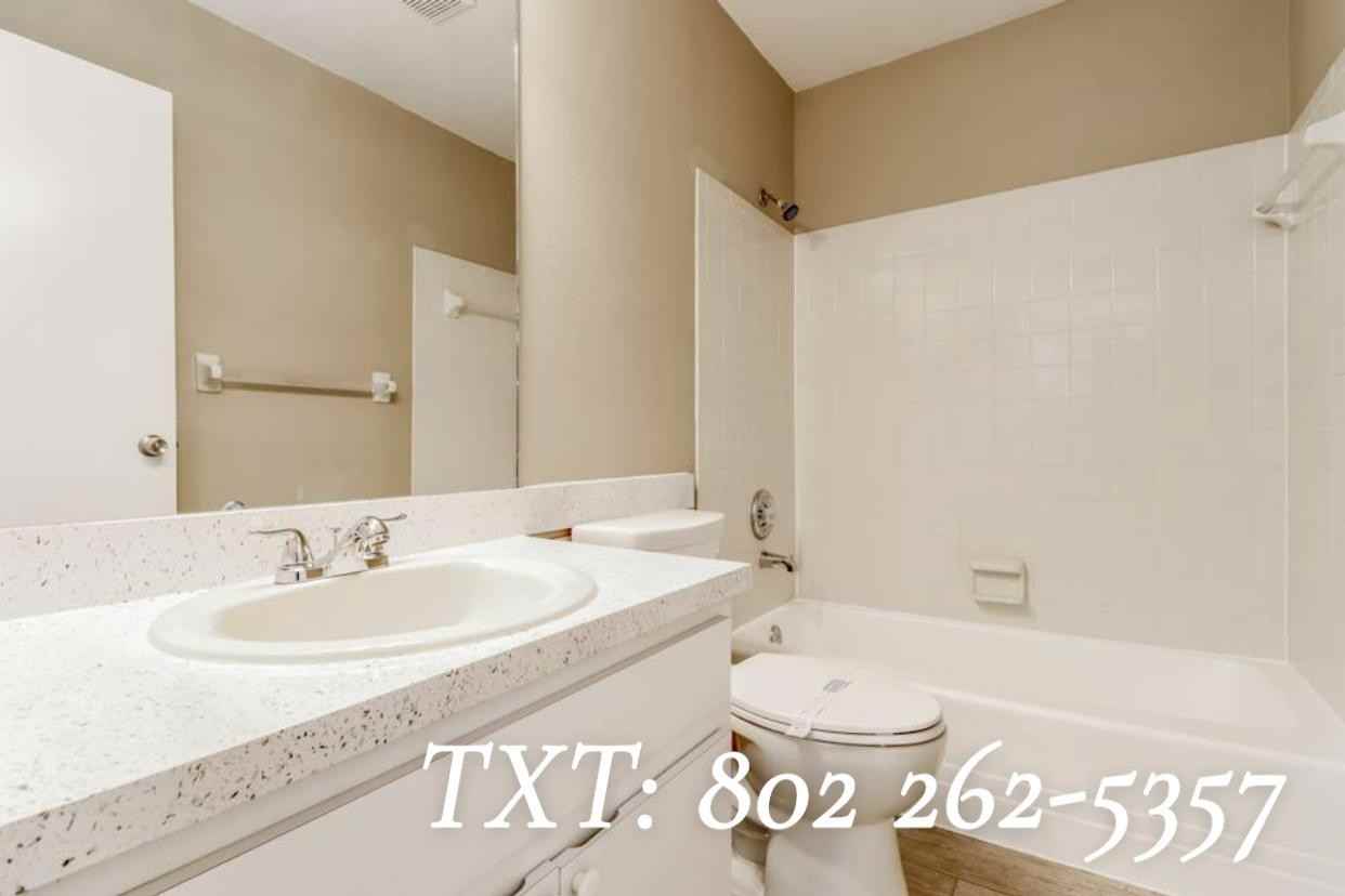 3232 Centerwood Dr #NA - Photo 3 of 15