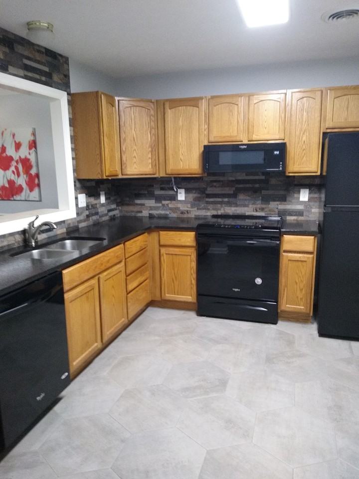 101 Pinewood Dr #101 - Photo 2 of 14