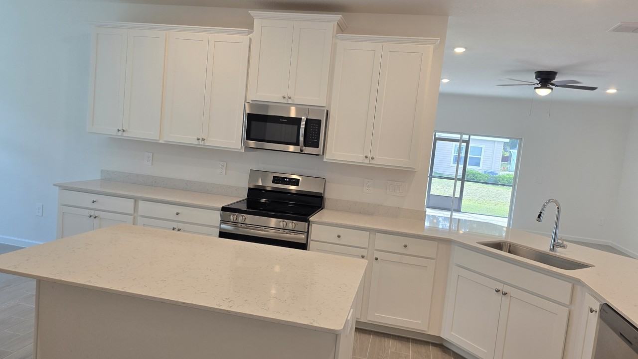 4044 Ne 31st Ave #NA - Photo 3 of 16