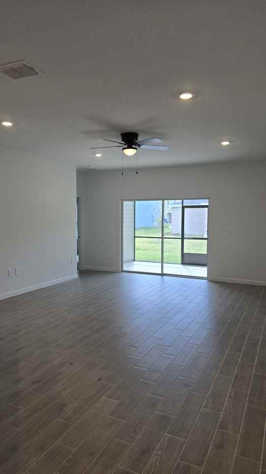 4044 Ne 31st Ave #NA - Photo 6 of 16
