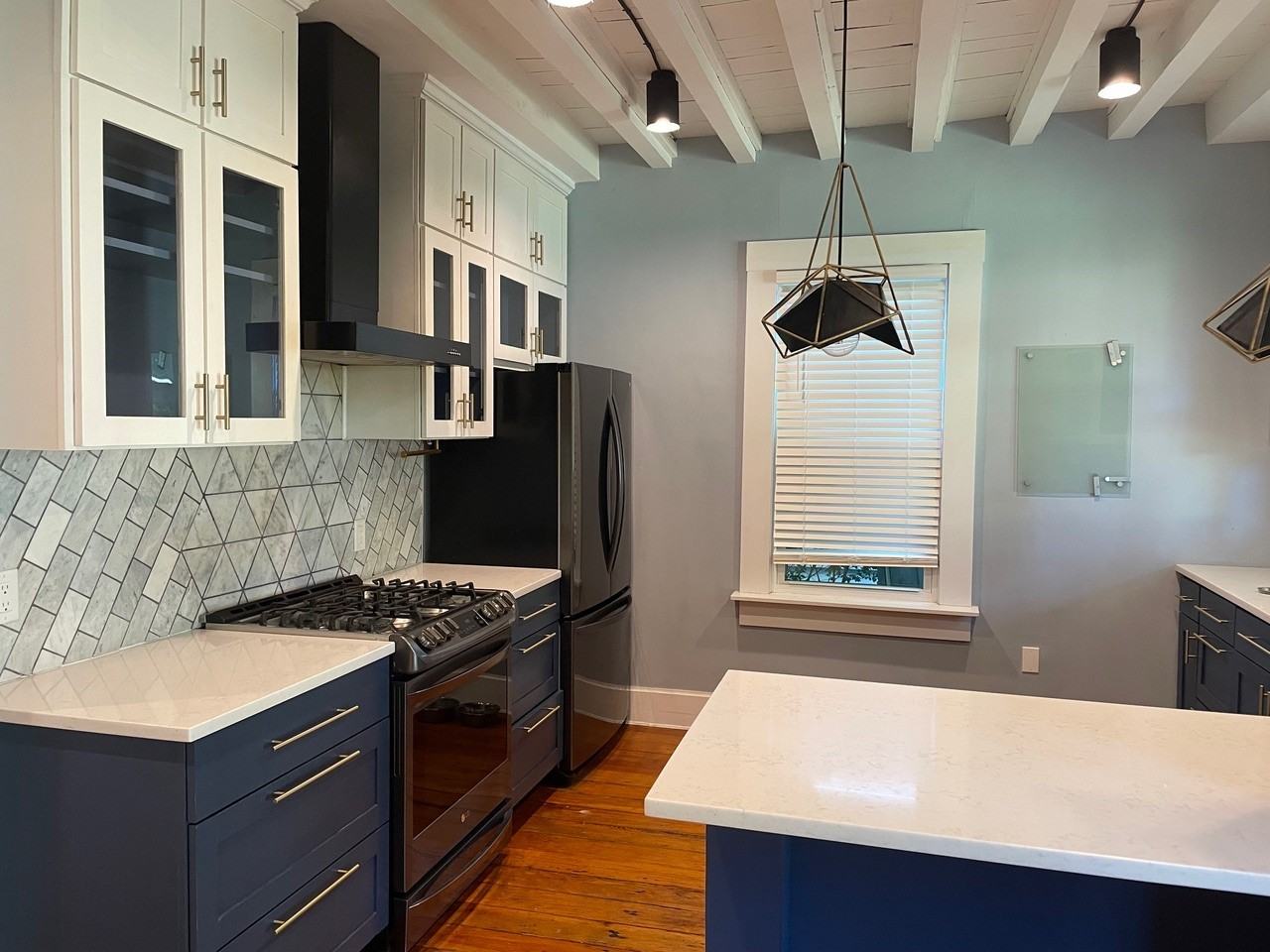 946 Hunter Ave #NA - Photo 3 of 26