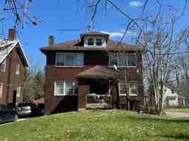 featured image of 2115 Elm Street #1