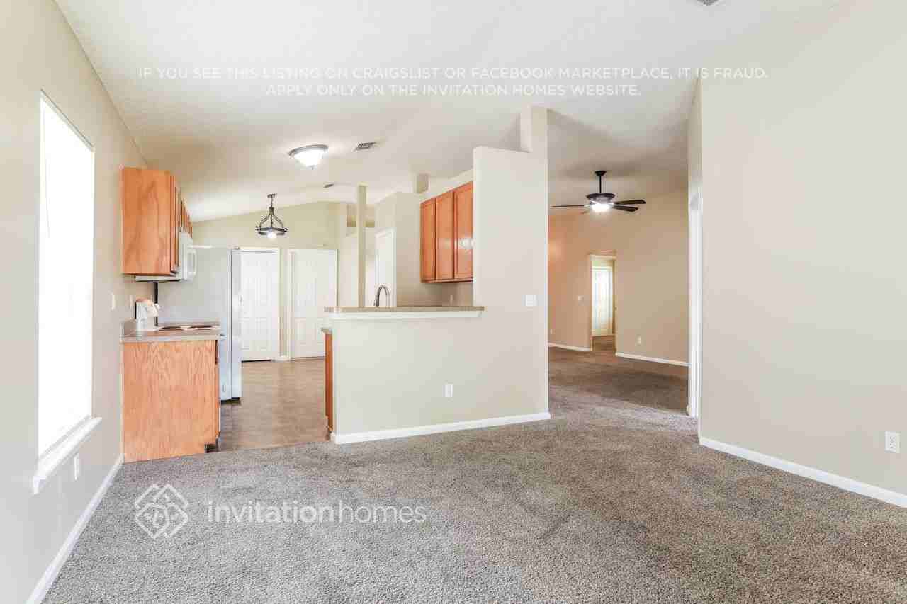 3525 Live Oak Hollow Dr - Photo 5 of 17