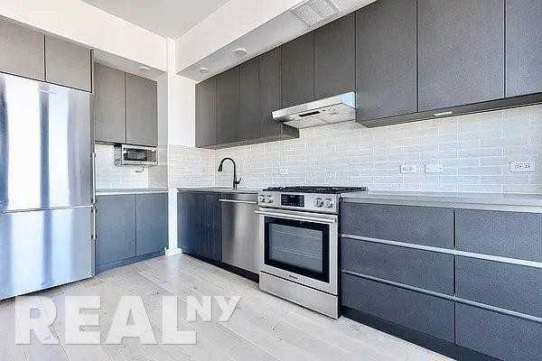 Northern Blvd #7T - Photo 2 of 10