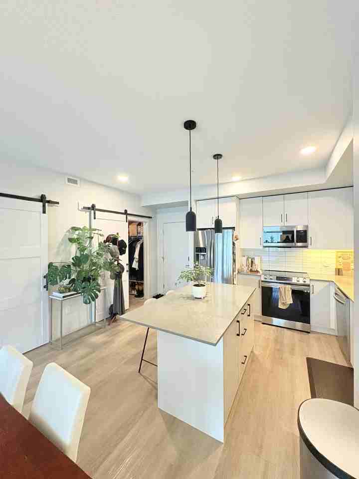 101-2465 Gateway Rd - Photo 2 of 19