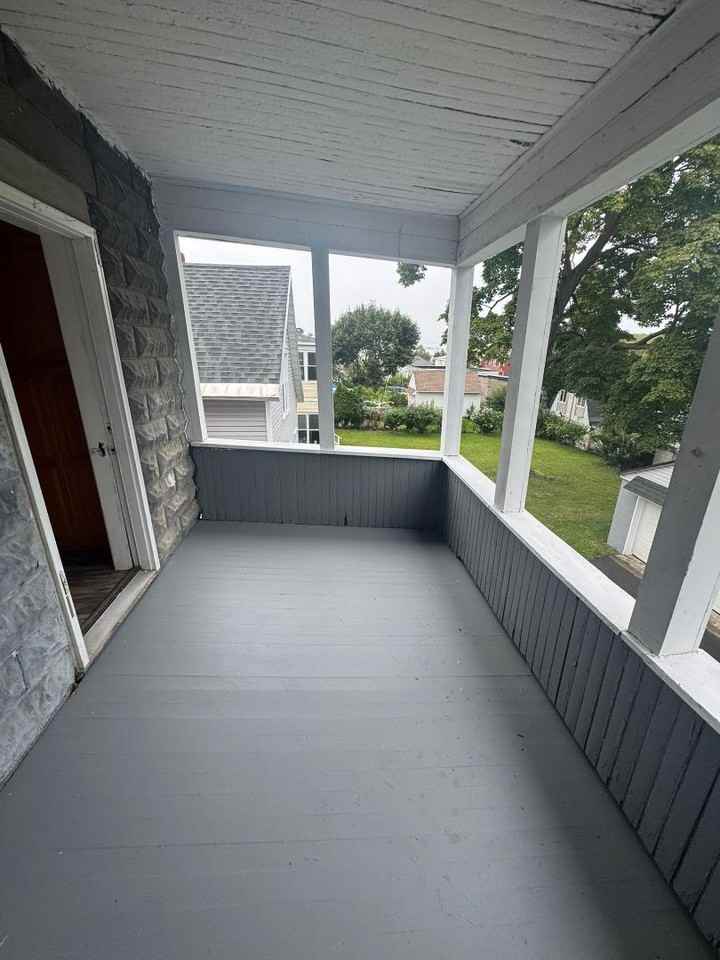 125 Caroline Ave - Photo 3 of 20