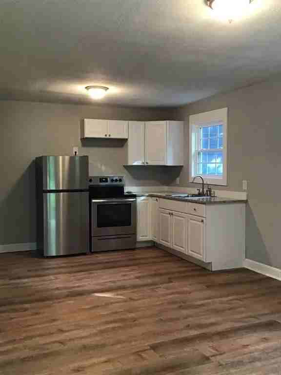 Lester Rd Apartments - Photo 2 of 4