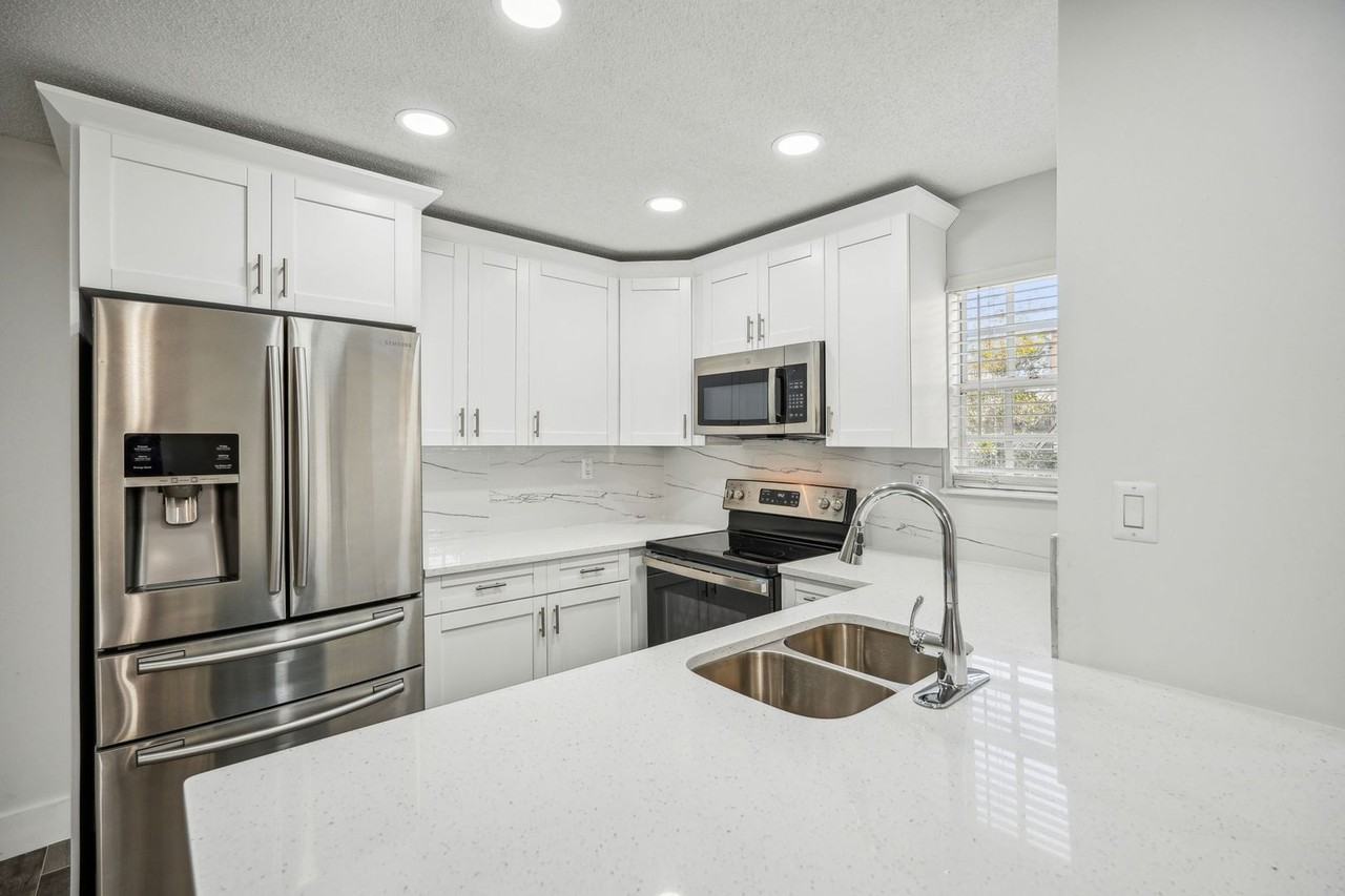 South Bay Plantation Apartments - Photo 2 of 50