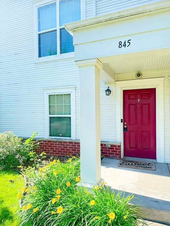 845 8th Ave N - Photo 2 of 20