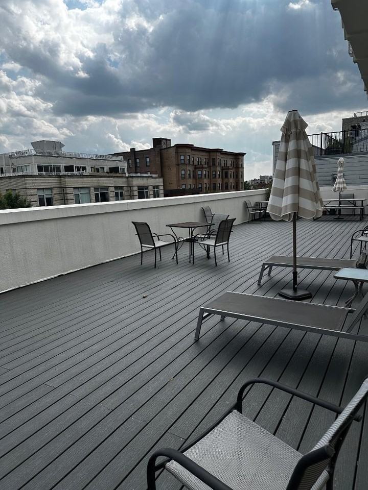 Segovia Apartments - Photo 2 of 10