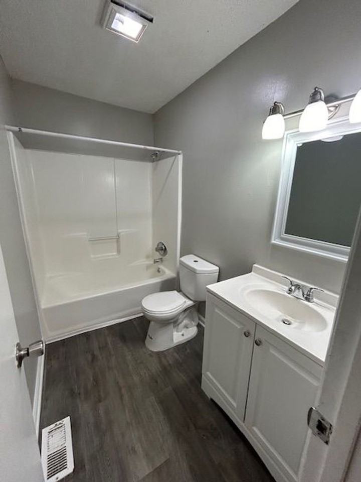 Pinebrook Placee - Photo 6 of 14