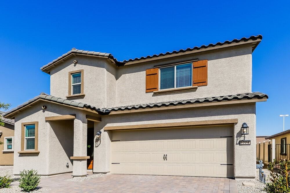 1704 Desert Path Ave - Photo 4 of 17