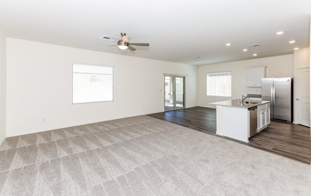1704 Desert Path Ave - Photo 5 of 17