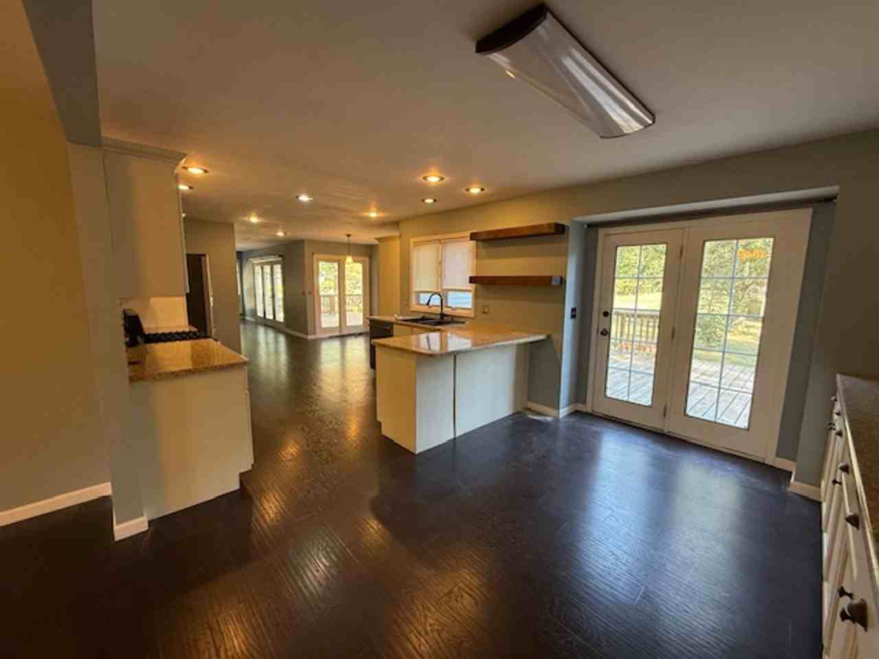 5820 Iron Bridge Rd - Photo 5 of 24