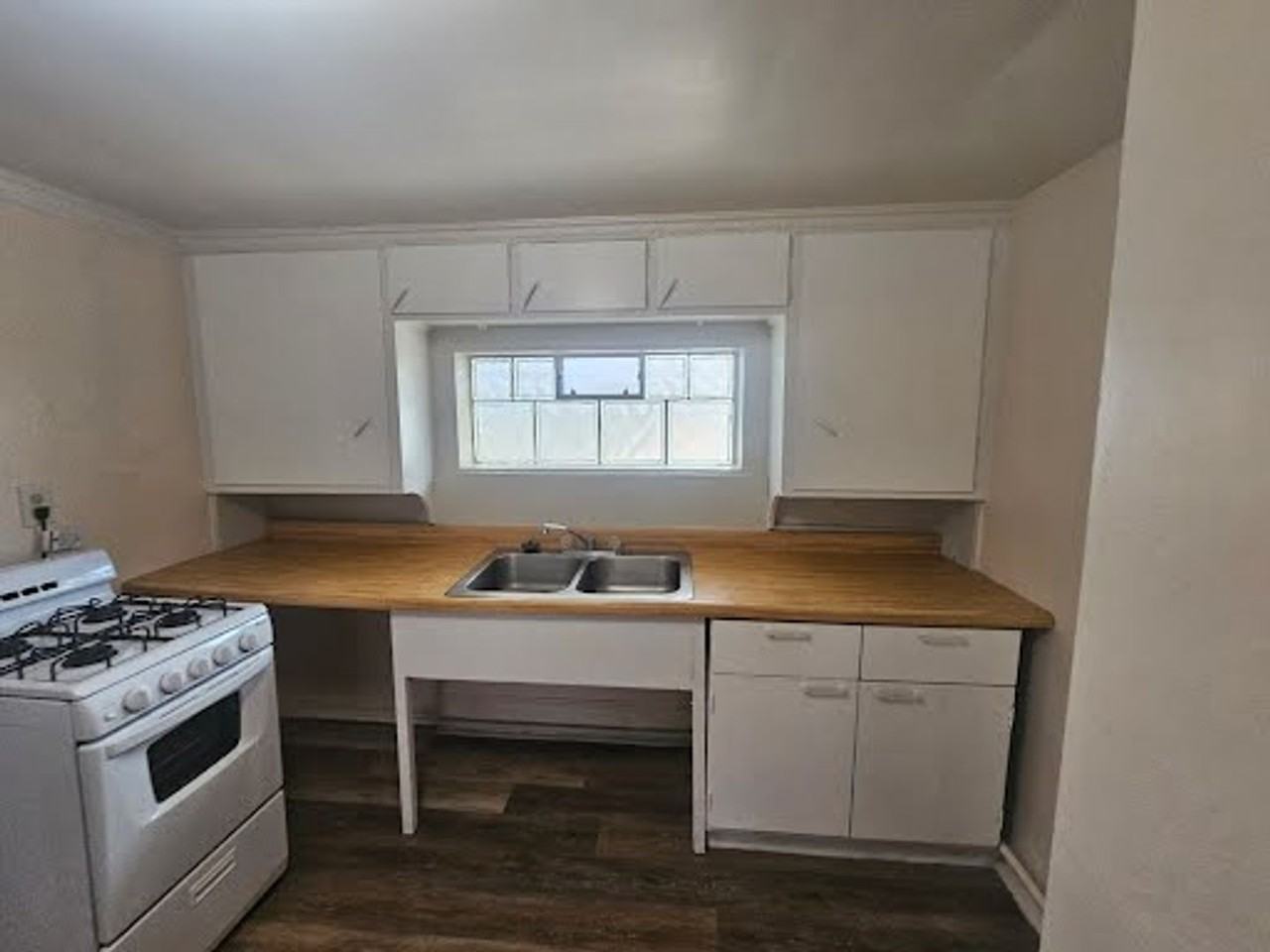 6901-13 W Mitchell St. - Photo 5 of 9