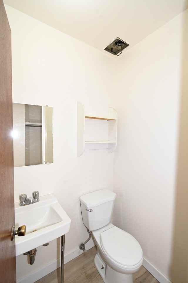 215 Mcintyre Cres #1 - Photo 7 of 17