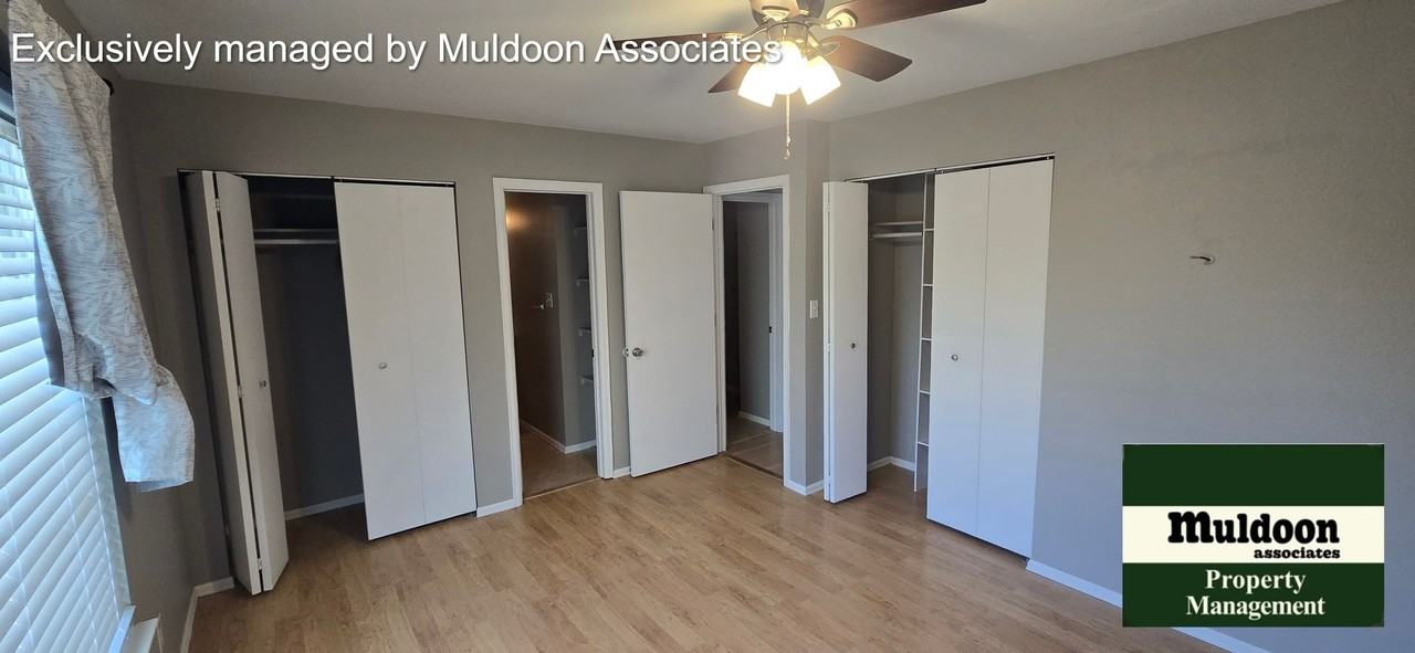 220 S Caddoa Dr - Photo 5 of 10
