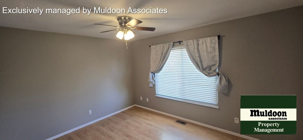 220 S Caddoa Dr - Photo 6 of 10