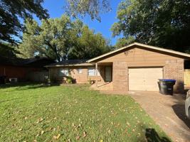 featured image of 706 N 5th St