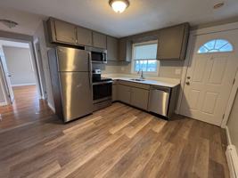 featured image of 39 Railroad Ave