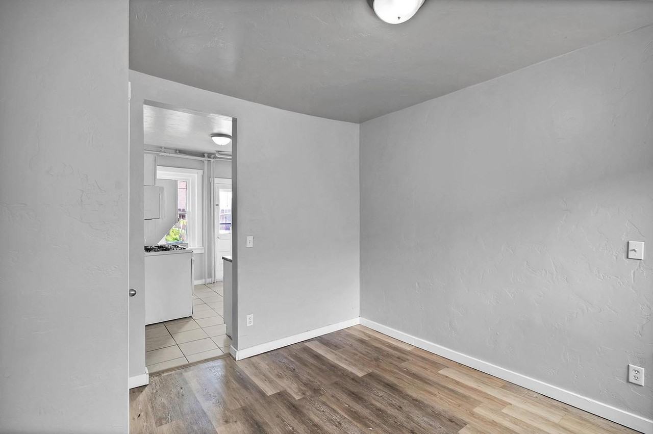 529 Colorado Ave - Photo 5 of 27