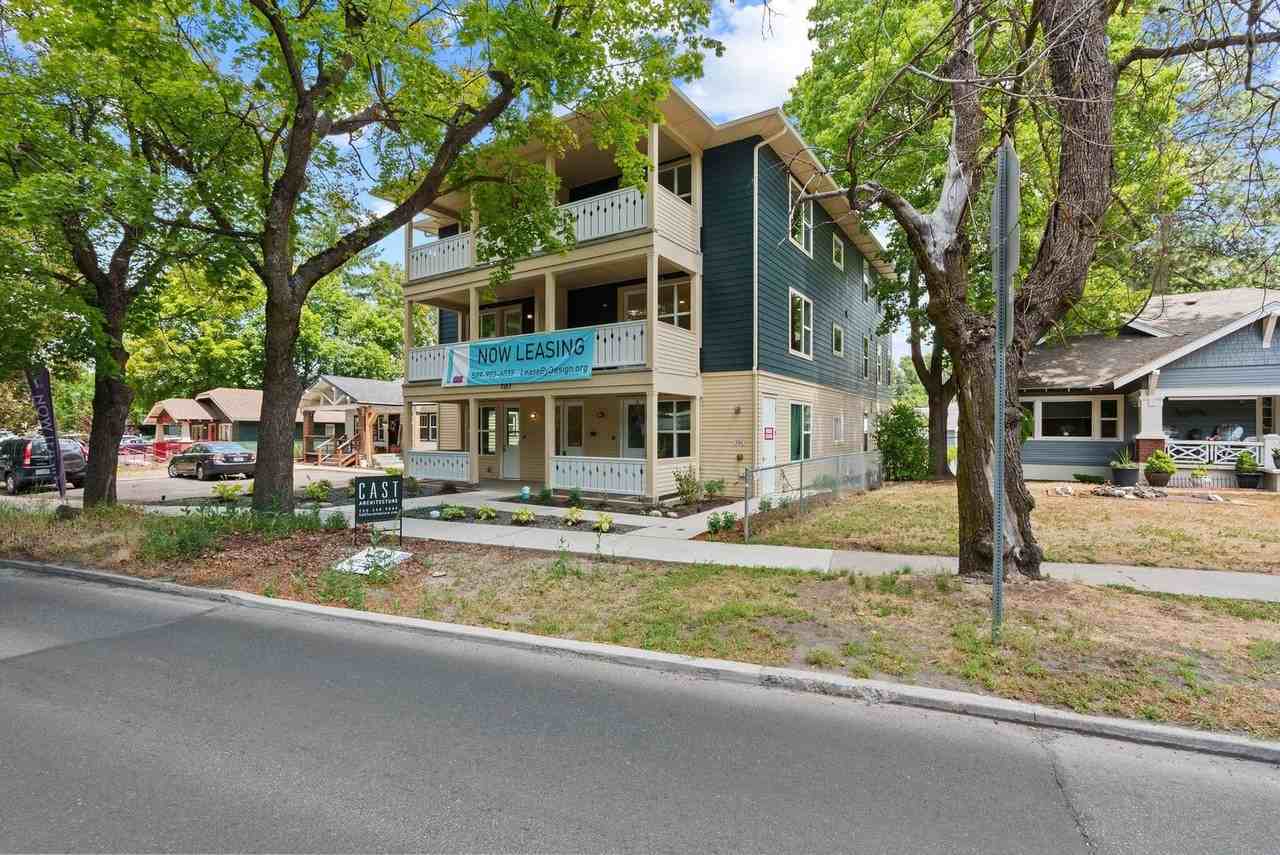 Manito Six - Photo 2 of 50