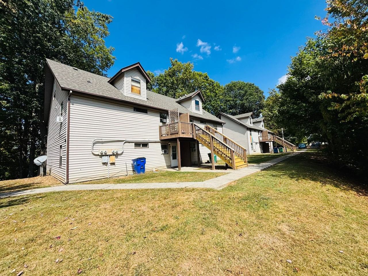 661 Village Lane - Photo 6 of 6